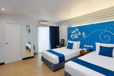 Deluxe-Zweibettzimmer — Days Inn by Wyndham Patong Beach